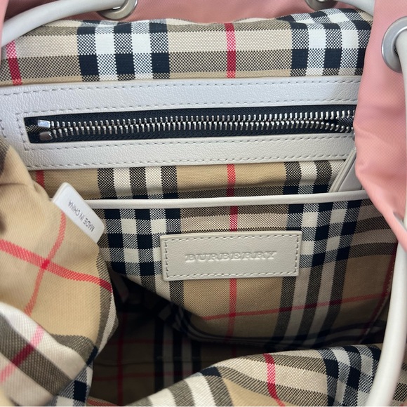 BURBERRY Rucksack Mauve Nylon w Leather Trim Drawstring Side Pockets Backpack - Picture 12 of 16